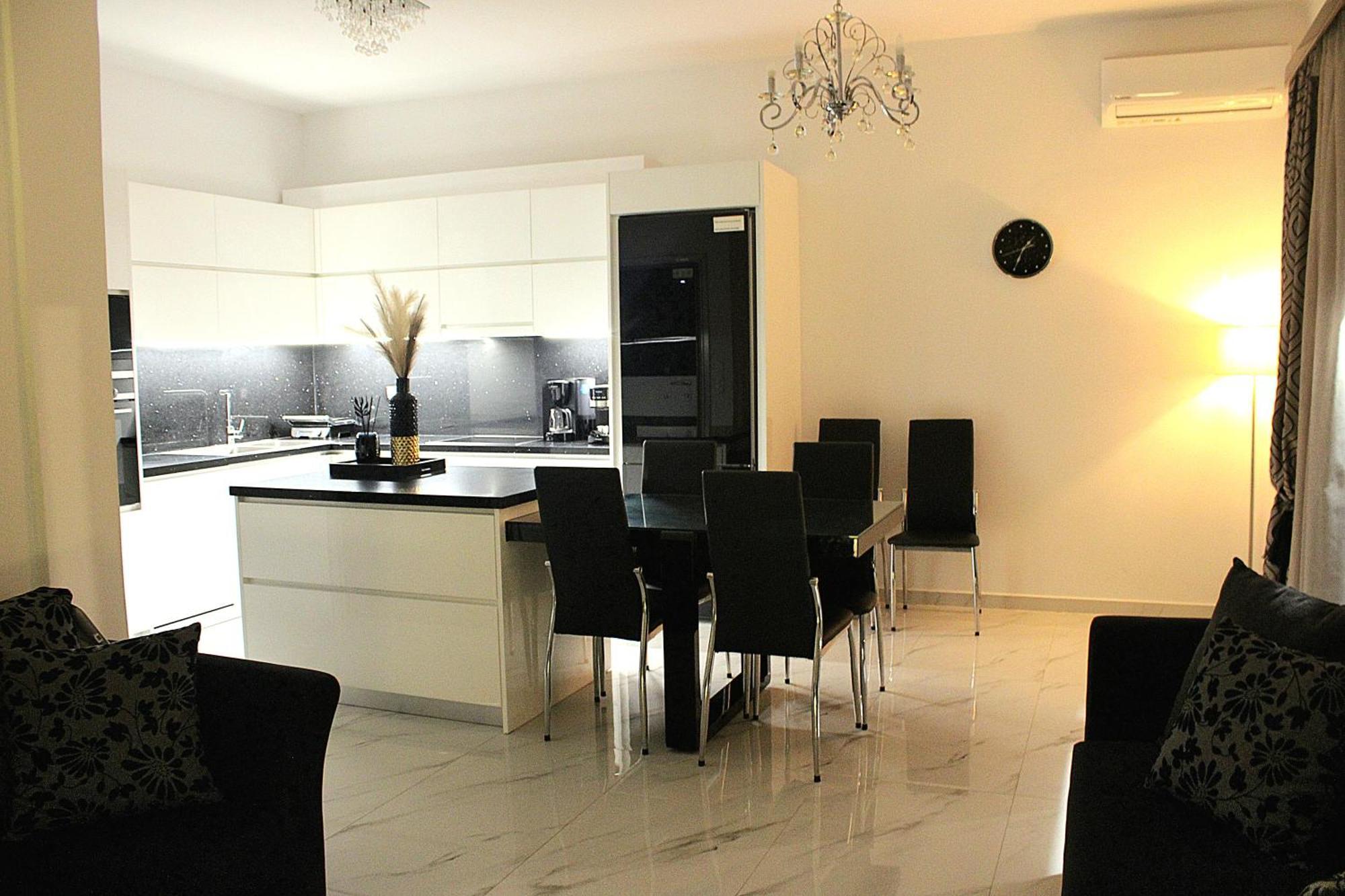 Black & White Seaside House Kalamia Corinthe Extérieur photo